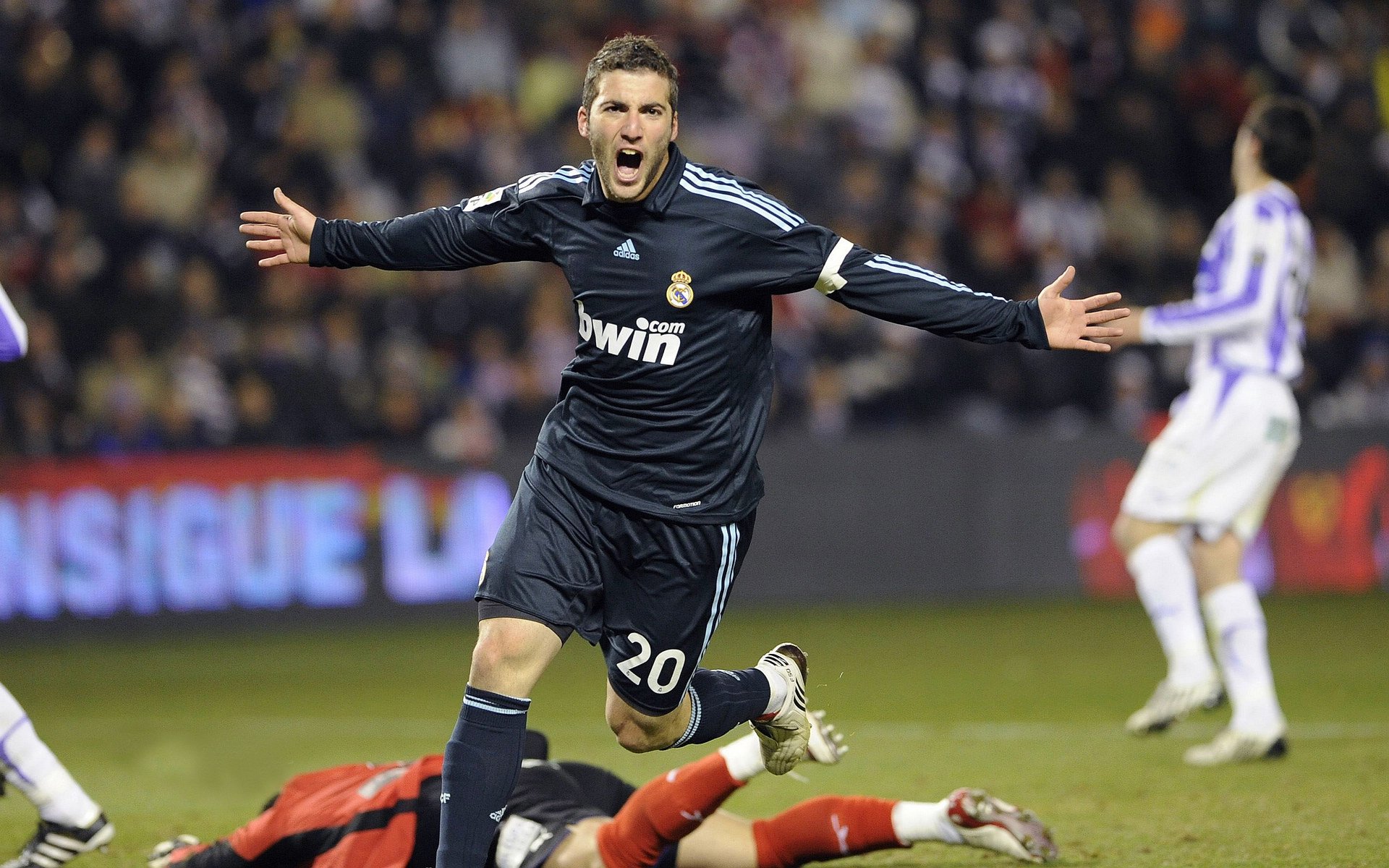 Jiuyou-赛季预测：冠军归属悬念最大对决分析，2020赛季冠军